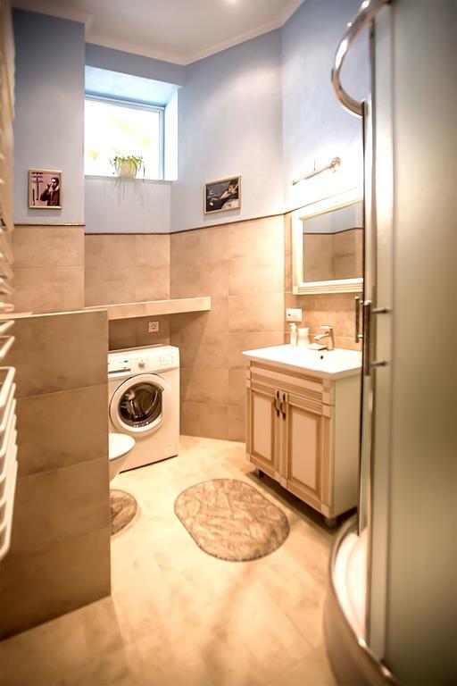 Gorgeous Apartments In Historical Center Of Lvov Zewnętrze zdjęcie